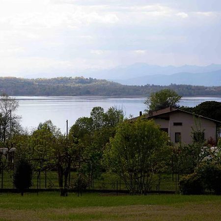 Vista Lago-Appartamento Funzionale Con Vista Varese Zewnętrze zdjęcie