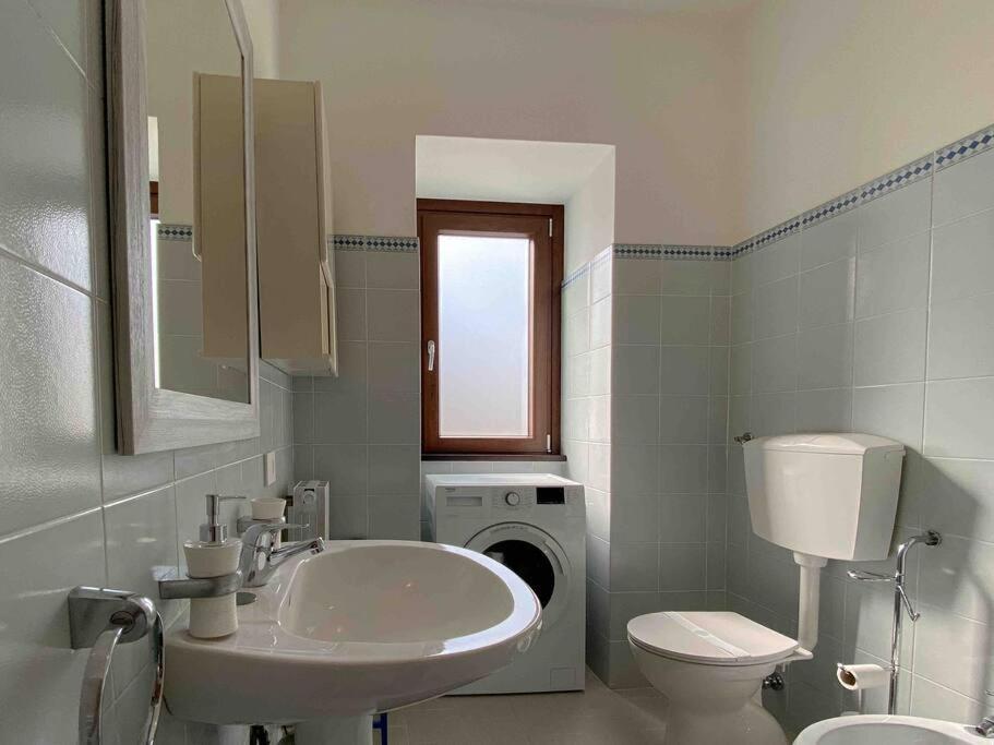 Vista Lago-Appartamento Funzionale Con Vista Varese Zewnętrze zdjęcie