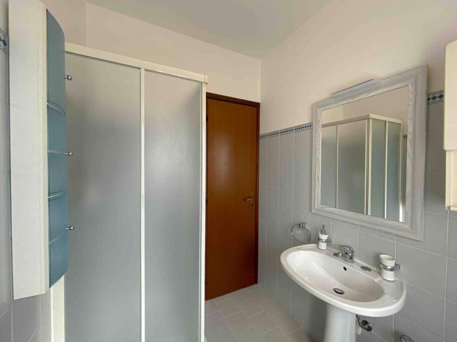 Vista Lago-Appartamento Funzionale Con Vista Varese Zewnętrze zdjęcie